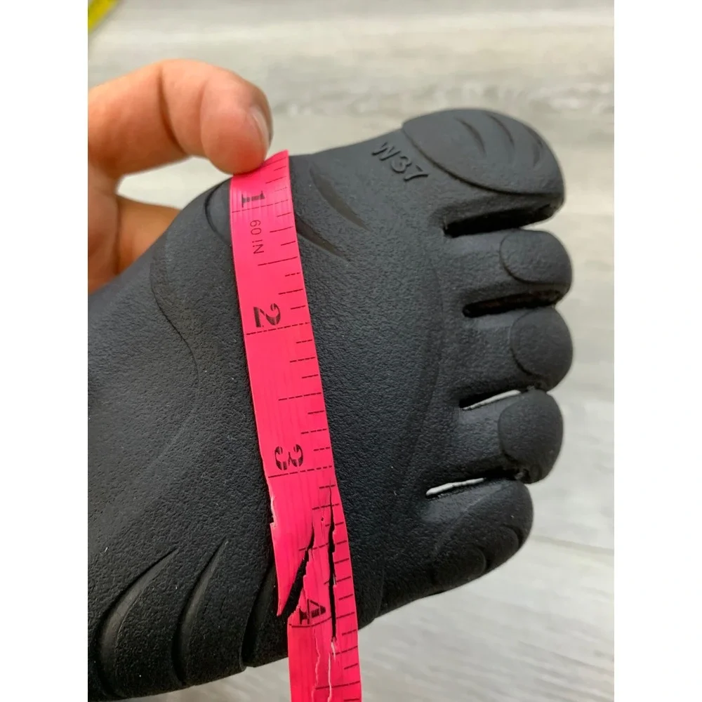 Vibram FiveFingers KMD Sport Women's Black Barefoot Training 7.5 Gym Shoes